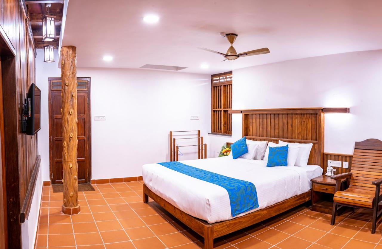 Kalpavanam Heritage Resort テッカディ エクステリア 写真